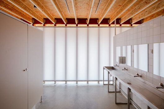 Mata do Paraíso Scout Park / Plano Humano Arquitectos Mata do Paraíso Scout Park / Plano Humano Arquitectos - Interior Photography, Kitchen, Wood