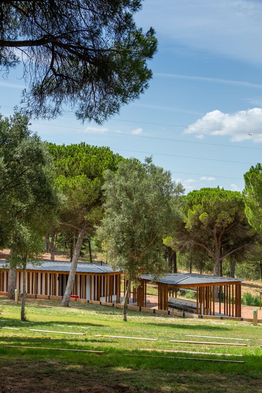 Mata do Paraíso Scout Park / Plano Humano Arquitectos Mata do Paraíso Scout Park / Plano Humano Arquitectos - Image 2 of 27