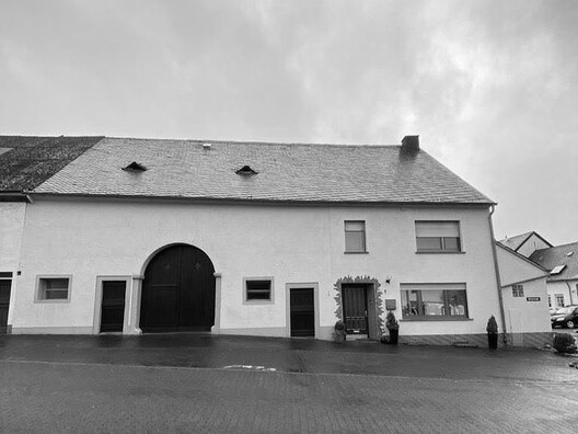 House Südeifel / PUR+ Architekten House Südeifel / PUR+ Architekten - Exterior Photography, Door