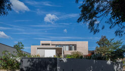 Noor House / Marcos Lula