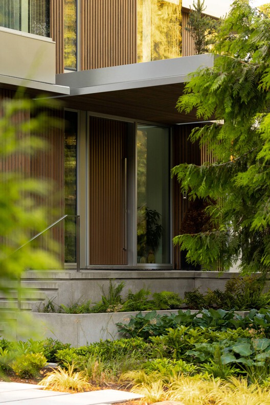 Canopy House / Lamoureux Architect Inc. Canopy House / Lamoureux Architect Inc. - Image 3 of 17