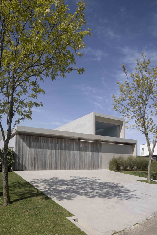 Marinas House / Pirca Arquitectura - Exterior Photography, Concrete