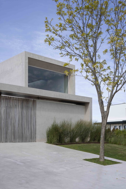 Marinas House / Pirca Arquitectura - Exterior Photography, Concrete