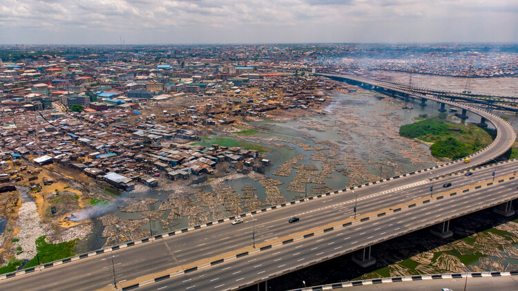 When the Water Comes: How Lagos Negotiates with Its Returning Floods - Featured Image