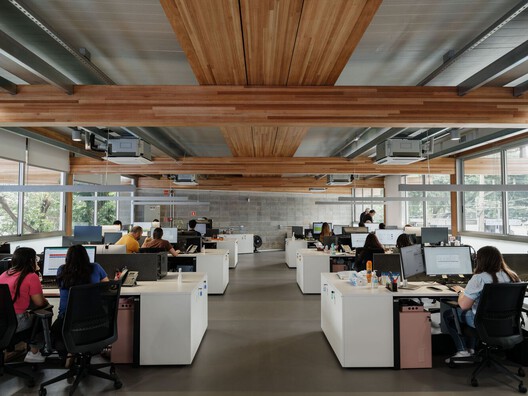 From the Classroom to the Courtyard: How 10 Brazilian Universities Rethink the Learning Space From the Classroom to the Courtyard: How 10 Brazilian Universities Rethink the Learning Space - Image 12 of 40