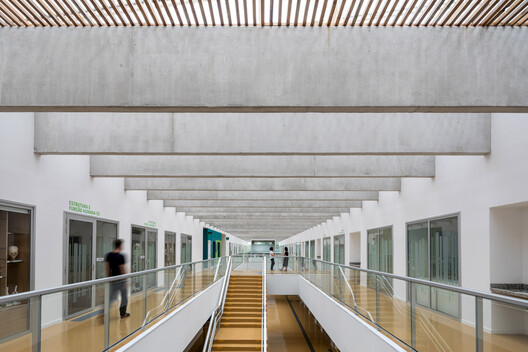 From the Classroom to the Courtyard: How 10 Brazilian Universities Rethink the Learning Space From the Classroom to the Courtyard: How 10 Brazilian Universities Rethink the Learning Space - Image 18 of 40
