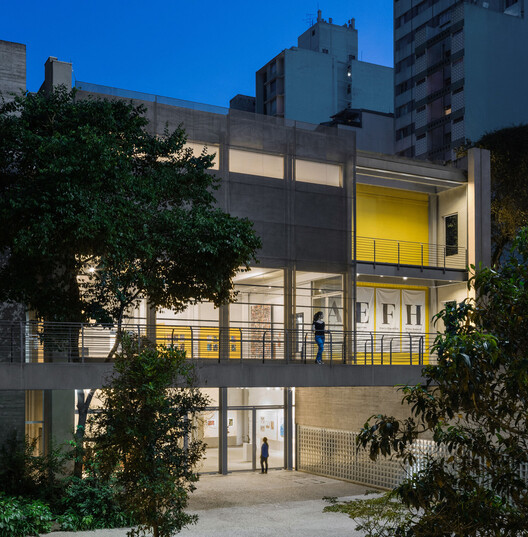 From the Classroom to the Courtyard: How 10 Brazilian Universities Rethink the Learning Space From the Classroom to the Courtyard: How 10 Brazilian Universities Rethink the Learning Space - Image 17 of 40
