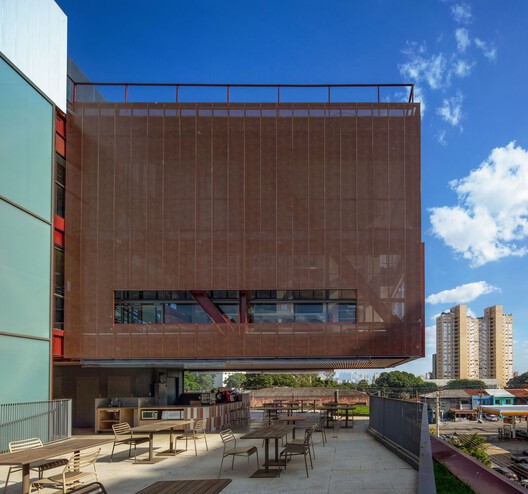 From the Classroom to the Courtyard: How 10 Brazilian Universities Rethink the Learning Space From the Classroom to the Courtyard: How 10 Brazilian Universities Rethink the Learning Space - Image 24 of 40