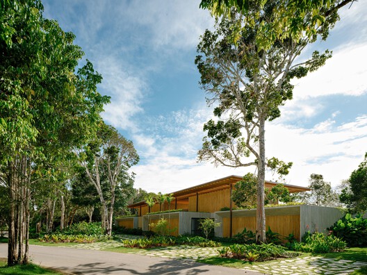 Villa Yandara / Padovani Arquitetos Villa Yandara / Padovani Arquitetos - Exterior Photography, Garden