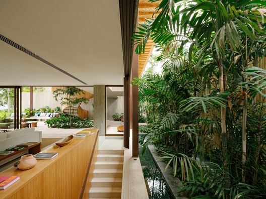 Villa Yandara / Padovani Arquitetos Villa Yandara / Padovani Arquitetos - Image 4 of 27
