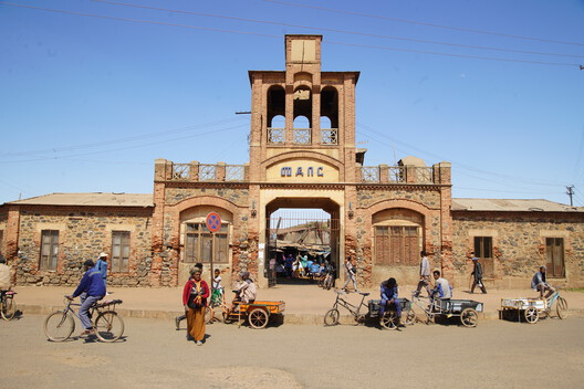 Asmara Heritage Project: Documenting a Colonial Project that Became Eritrea's National Symbol Asmara Heritage Project: Documenting a Colonial Project that Became Eritrea's National Symbol - Image 7 of 13
