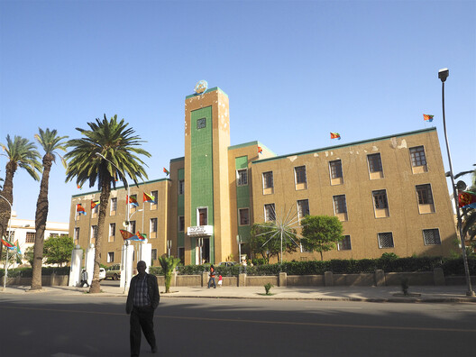 Asmara Heritage Project: Documenting a Colonial Project that Became Eritrea's National Symbol Asmara Heritage Project: Documenting a Colonial Project that Became Eritrea's National Symbol - Image 4 of 13