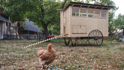 Mobile Chicken Coop / Gerrit Müller-Scheeßel + Z.O.P. - Institute for Spatial Design
