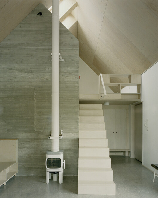 Casa e Apiário / OKKA architects - Imagem 11 de 23