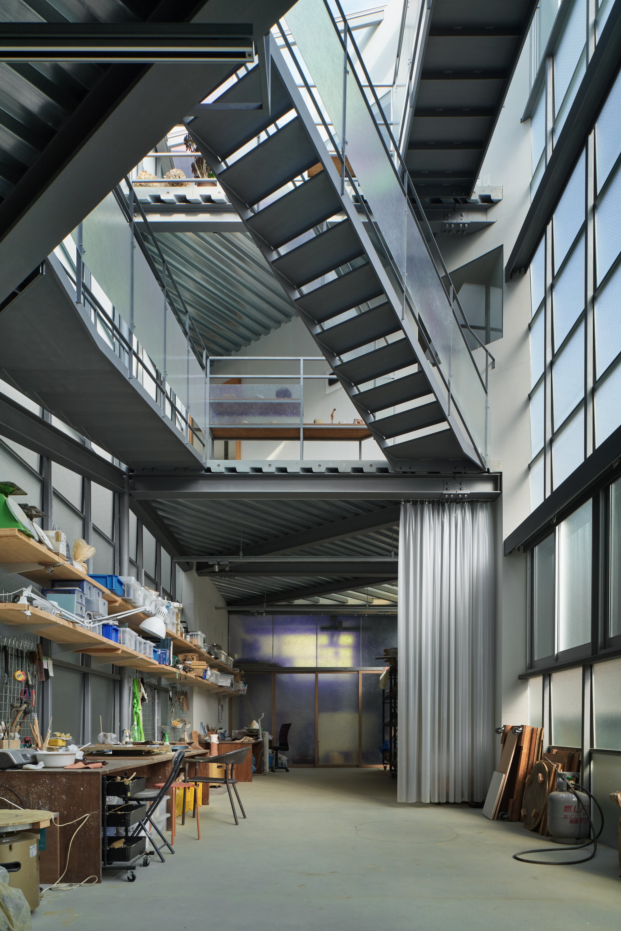 Casa y taller de ceramistas de Tato Architects en Kioto, vista 2