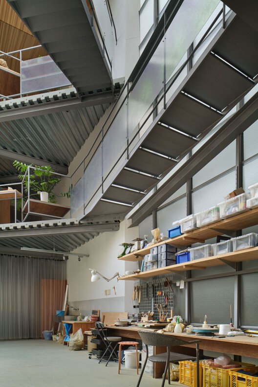 House and Studio in Kyoto / Tato Architects - Interior Photography, Kitchen, Wood