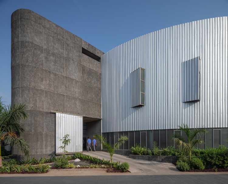 Enso / Compartment S4 - Fotografía exterior, Concreto
