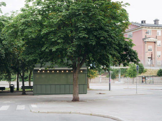Fruit Stand in Fridhemsplan / DinellJohansson Fruit Stand in Fridhemsplan / DinellJohansson - Image 7 of 12