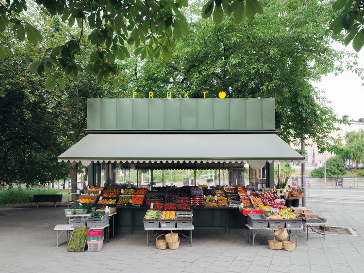 Fruit Stand in Fridhemsplan / DinellJohansson - Temporary Stores