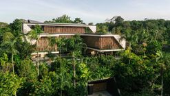 House Above The Trees / Wallflower Architecture + Design