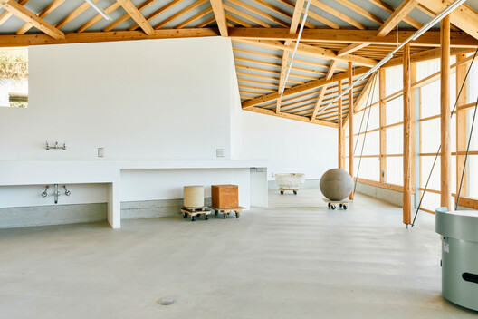 Tsukumo Kiln Ceramic Studio / Dept.EPT. Tsukumo Kiln Ceramic Studio / Dept.EPT. - Interior Photography, Wood, Beam