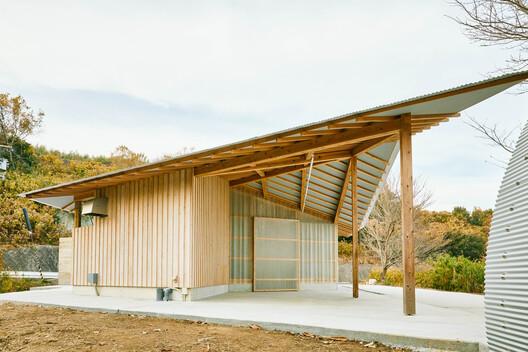 Tsukumo Kiln Ceramic Studio / Dept.EPT. Tsukumo Kiln Ceramic Studio / Dept.EPT. - Image 4 of 22