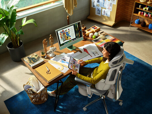 The Ergonomic Office Chair in the Age of AI The Ergonomic Office Chair in the Age of AI - Image 9 of 11