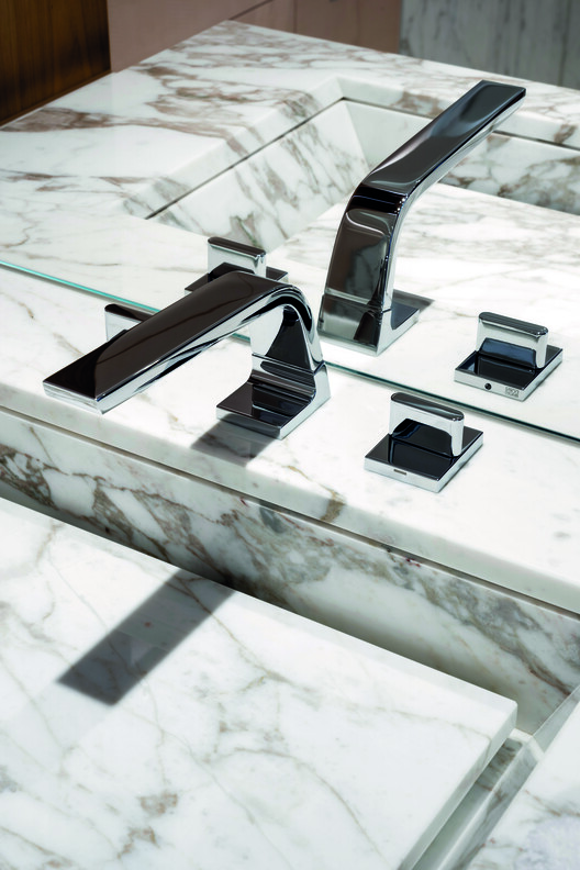 Architecture on Water: What Living at Sea Can Teach Us About Space and Materials - Image 5 of 27