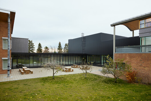 Edifício Criativo Levanger / Incube Architecture + Praksis Arkitekter Edifício Criativo Levanger / Incube Architecture + Praksis Arkitekter - Imagem 10 de 29