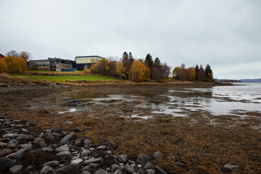 Edifício Criativo Levanger / Incube Architecture + Praksis Arkitekter Edifício Criativo Levanger / Incube Architecture + Praksis Arkitekter - Imagem 9 de 29