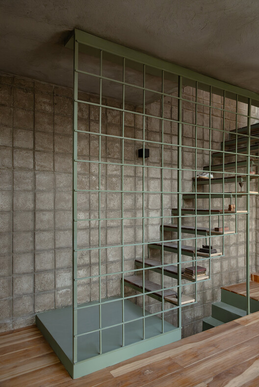 La Colmena - Multi-family Housing as Shared Neighborhood Infrastructure / Ancestra + Natura Futura La Colmena - Multi-family Housing as Shared Neighborhood Infrastructure / Ancestra + Natura Futura - Image 20 of 50