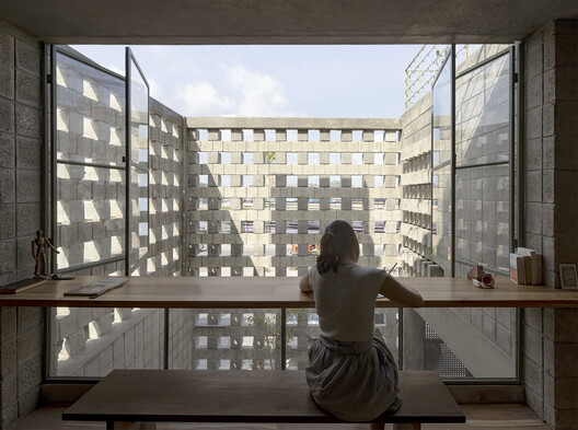 La Colmena - Multi-family Housing as Shared Neighborhood Infrastructure / Ancestra + Natura Futura La Colmena - Multi-family Housing as Shared Neighborhood Infrastructure / Ancestra + Natura Futura - Interior Photography