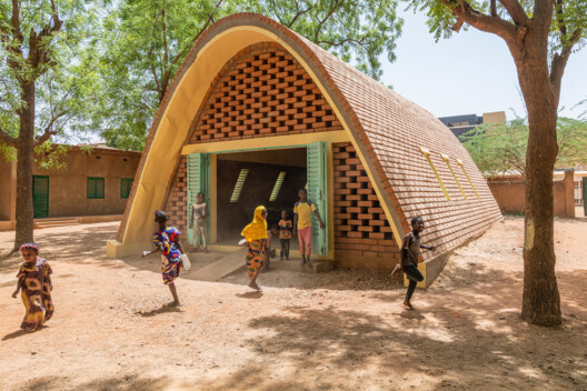 20 Practices Expanding Architecture’s Agency: Winners of the ArchDaily 2026 Next Practices Awards - Image 33 of 50