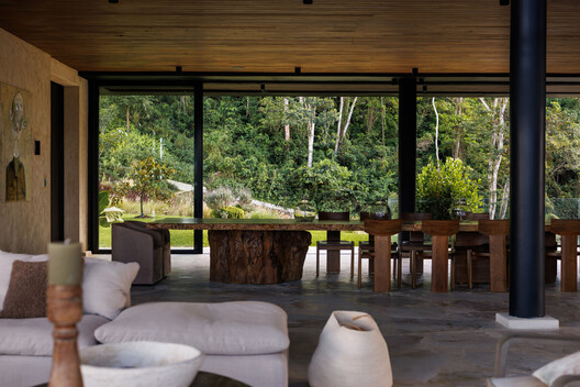 Casa VO / Desangles Abreu Arquitectos & Arkina Casa VO / Desangles Abreu Arquitectos & Arkina - Image 12 of 33