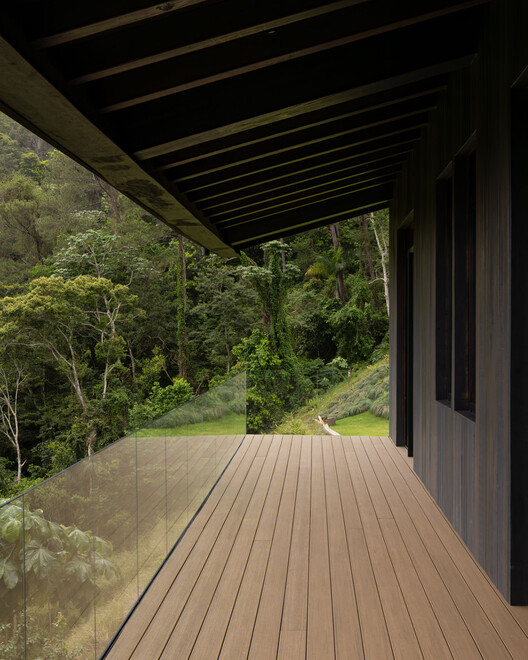 Casa VO / Desangles Abreu Arquitectos & Arkina Casa VO / Desangles Abreu Arquitectos & Arkina - Image 5 of 33