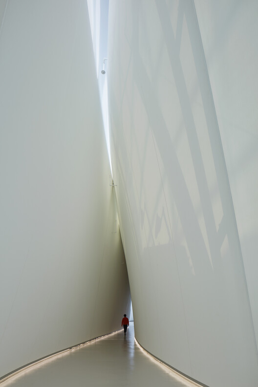 How Architectural Fabrics Are Expanding the Role of the Building Envelope - Image 9 of 10