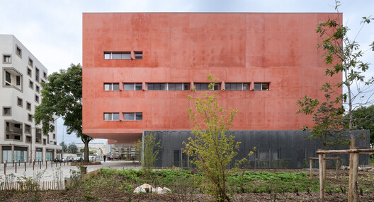 Dance, Music and Theatre Conservatoire in Massy / Dominique Coulon & associés Dance, Music and Theatre Conservatoire in Massy / Dominique Coulon & associés - Exterior Photography, Concrete