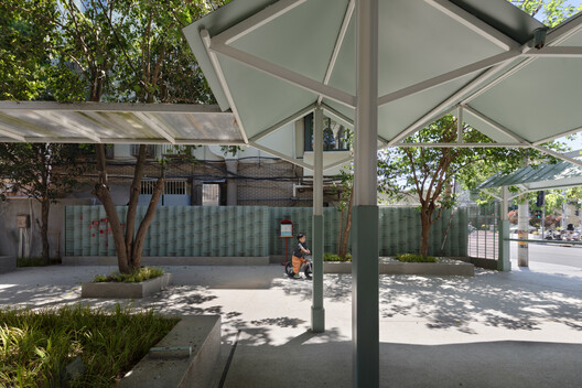 Micro-regeneration on Ouyang Road / Scenic Architecture Office Micro-regeneration on Ouyang Road / Scenic Architecture Office - Image 3 of 44