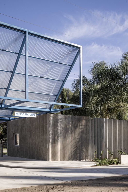 Caixa Azul / Estudio VA arquitectos Caixa Azul / Estudio VA arquitectos - Fotografia de Exterior, Aço