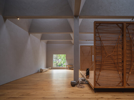Yearly Plan House / Hui Pan Architects Yearly Plan House / Hui Pan Architects - Interior Photography, Wood