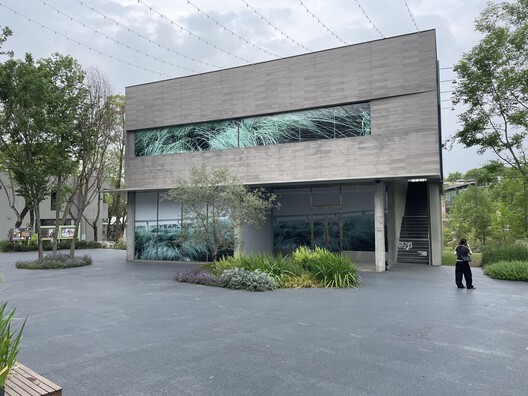 Yearly Plan House / Hui Pan Architects Yearly Plan House / Hui Pan Architects - Exterior Photography, Concrete