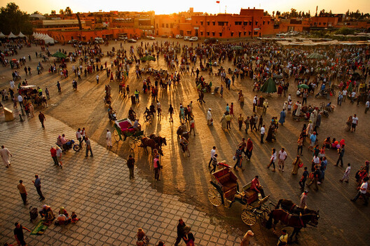 On the International Day of Democracy: Encounter, Equity and the Symbolic Power of Architecture On the International Day of Democracy: Encounter, Equity and the Symbolic Power of Architecture - Image 3 of 15