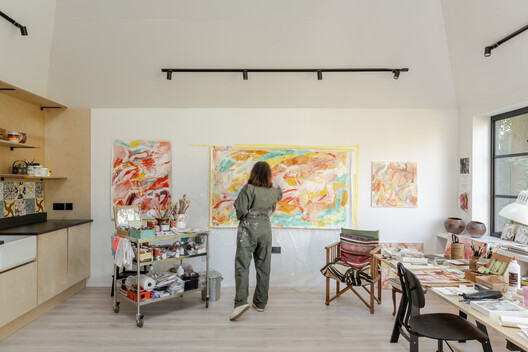 Darnaway - A Studio for Anne / Richmond Bell Darnaway - A Studio for Anne / Richmond Bell - Interior Photography, Table, Lighting, Chair