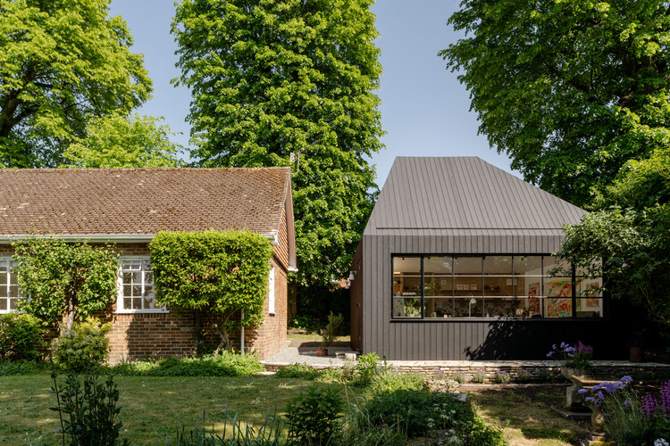 Darnaway - A Studio for Anne / Richmond Bell - Exterior Photography, Small Scale, Garden