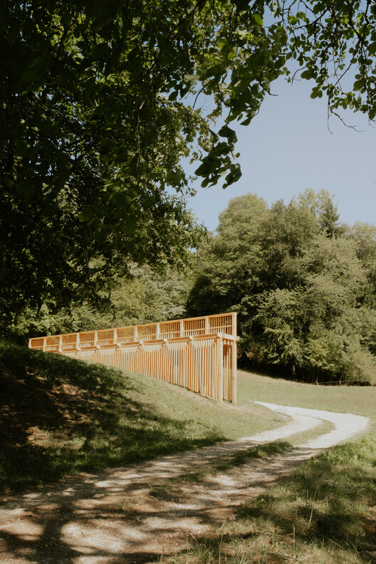 The Sound of Wood / Antoine Aunave, Flora Peyrot, Mathilde Steenhaut, Luc Loviton The Sound of Wood / Antoine Aunave, Flora Peyrot, Mathilde Steenhaut, Luc Loviton - Exterior Photography, Wood
