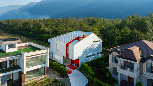 Corner Villa / Super Void Space Corner Villa / Super Void Space - Exterior Photography, Garden