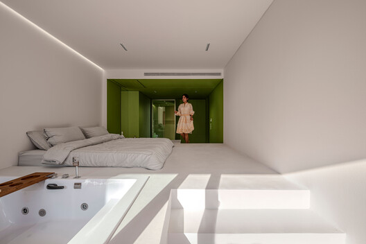 Corner Villa / Super Void Space Corner Villa / Super Void Space - Interior Photography, Bedroom, Bed