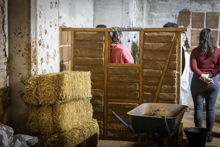 A New Gathering in Valparaíso, Chile, Brings Together Master Builders to Safeguard Traditional Trades - Image 4 of 14