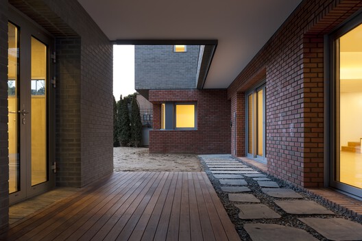 Hagidong House 2 / Hyunjoon Yoo + Partners Hagidong House 2 / Hyunjoon Yoo + Partners - Interior Photography, Wood, Brick