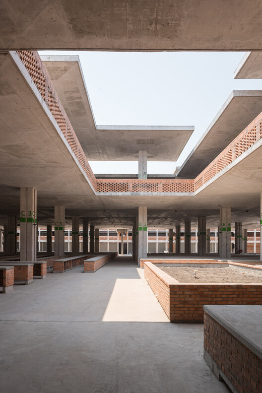 KINSHASA Zando Central Market / THINK TANK architecture KINSHASA Zando Central Market / THINK TANK architecture - Image 4 of 20